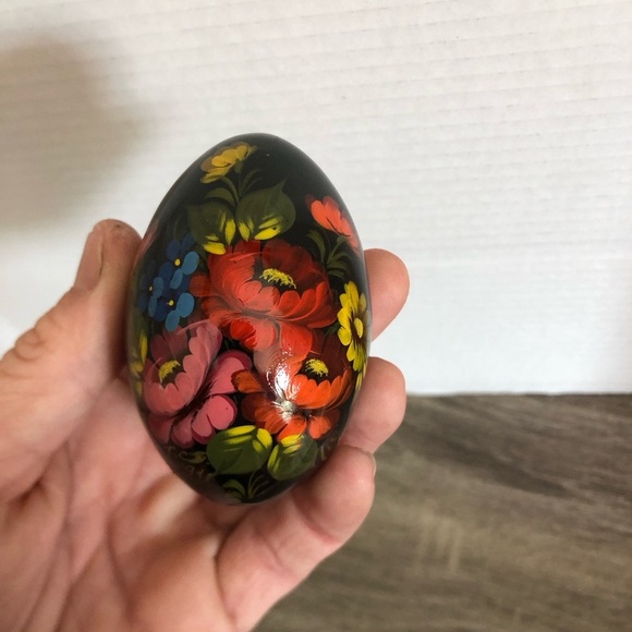 Vtg Hand Painted Ukrainian Egg - Picture 4 of 10